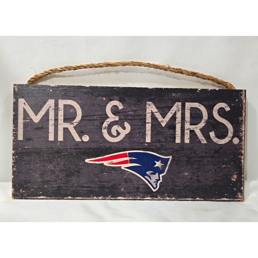 New England Patriots MR & MRS Rustic Distressed Wood Hanging Wall Plaque 12x6